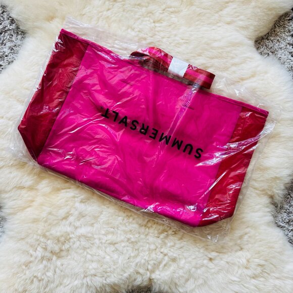 Summersalt Neoprene Beach Tote in Pink/Red - Picture 8 of 10